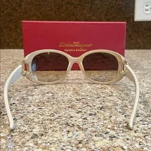 Salvatore Ferragamo Sunglasses NEVER WORN Salvatore Ferragamo | Accessories | Salvatore Ferragamo  main image 3